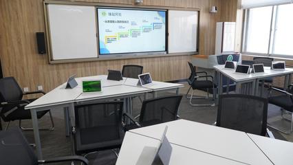 教師發展實訓中心以全新面貌開放